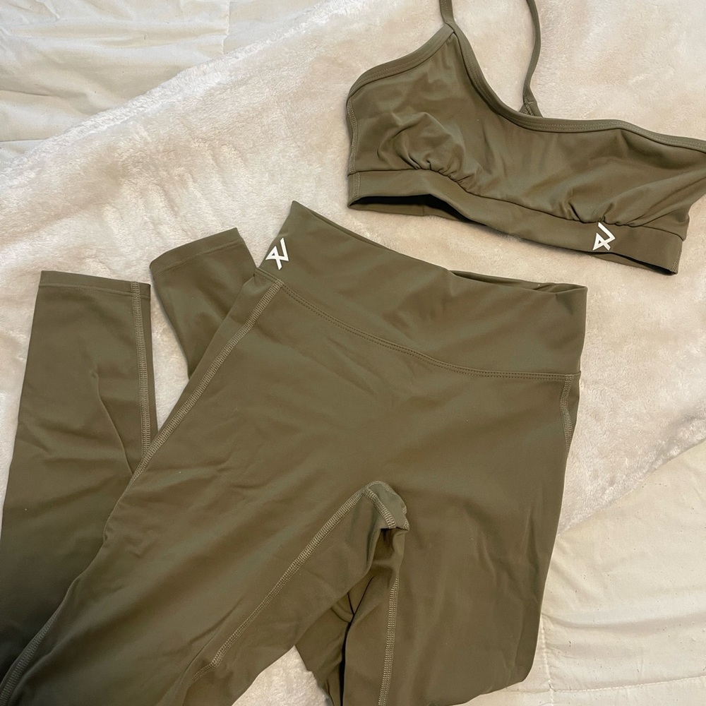 Olive green set